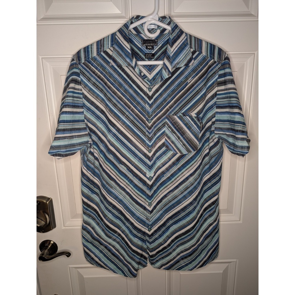 Vintage Oakley Button Up Shirt Men's XL Blue Diagonal Stripe Short Sleeve Pocket - Picture 2 of 8